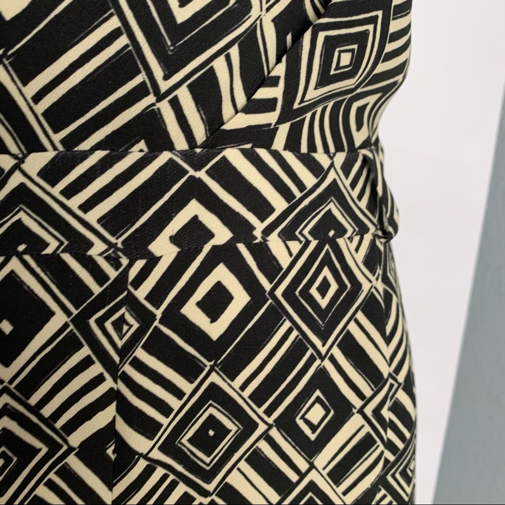 SOLD‼️ Christian Dior 100% Silk Geometric Palazzo Pant Sleeveless Jumpsuit - Picture 11 of 14